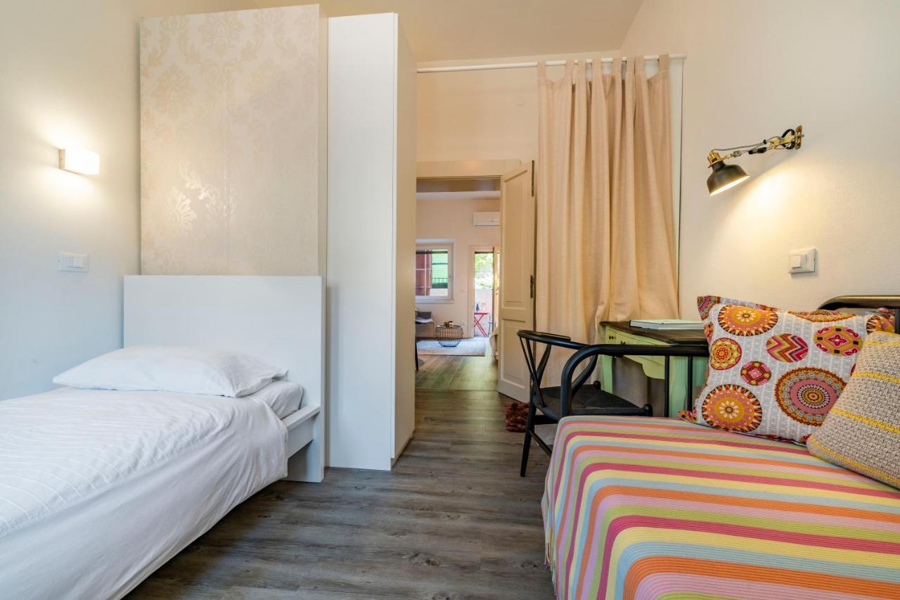 Snug Apartment With Private Courtyard M0270422677 Венеция Экстерьер фото