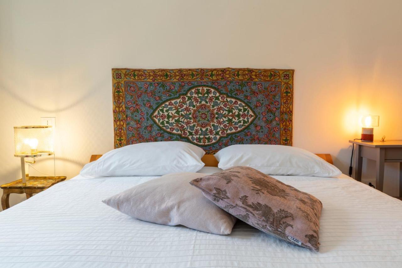 Snug Apartment With Private Courtyard M0270422677 Венеция Экстерьер фото